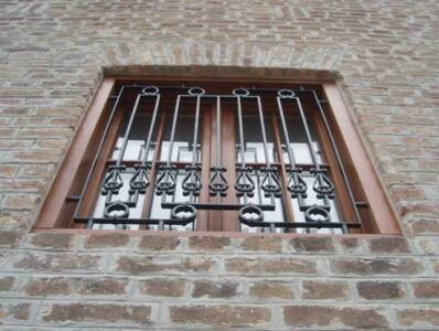 Windows & Balcony Doors