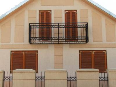 Windows & Balcony Doors